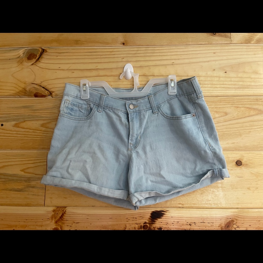Old navy boyfriend shorts size 10